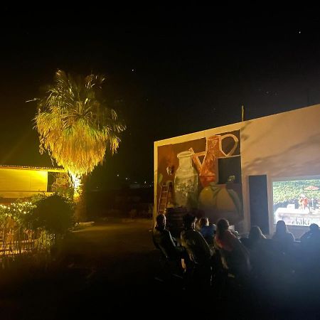 Honeymoon Van กวีมาร์ ภายนอก รูปภาพ
