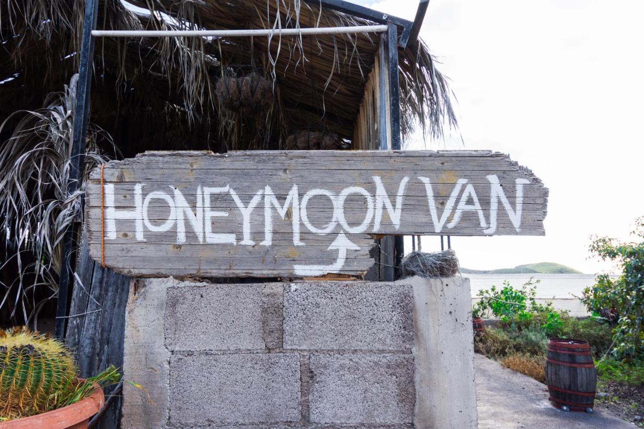 Honeymoon Van กวีมาร์ ภายนอก รูปภาพ